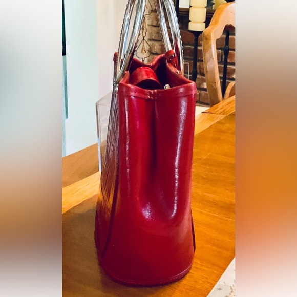 GORGEOUS BRIGHTON DEEP RED PETITE BUCKET PURSE/HAND BAG - Picture 5 of 8